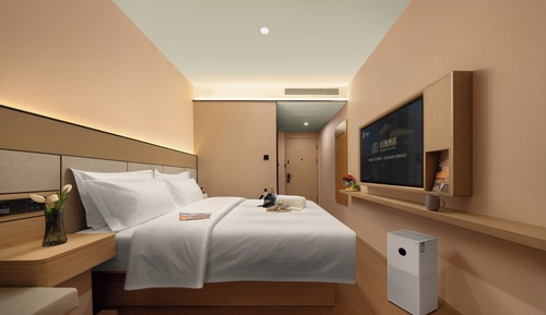 Comfort Double Room, Private Bathroom, City View