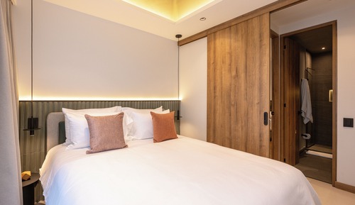 Luxury Apartment, City View