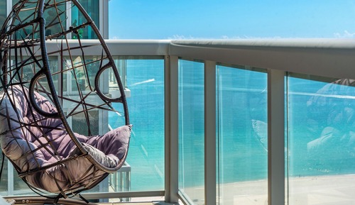 Room (The Setai 2604)
