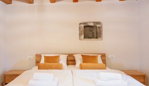 Comfort Apartment, Balcony, Courtyard View