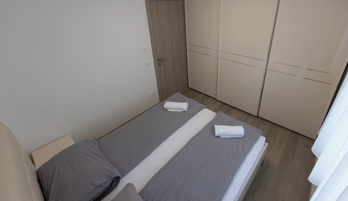 Comfort Apartment, 2 Bedrooms, Balcony, City View