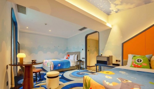 Family Twin Room, City View