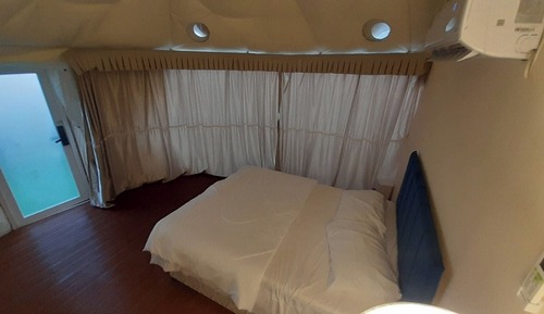 Deluxe Tent, Desert View