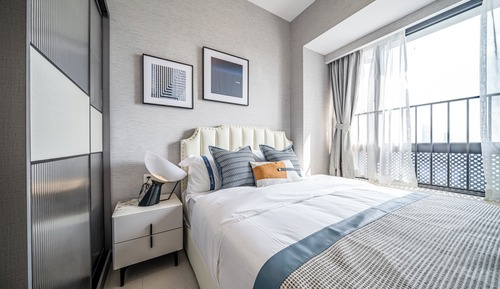 Luxury Condo, City View