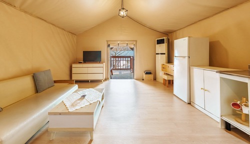 Basic Room, 1 Bedroom (3 Bong (Glamping/Private BBQ))