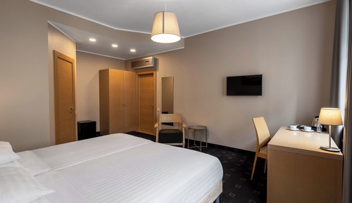 Comfort Double Room, City View
