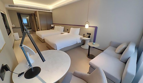 Deluxe Family Room