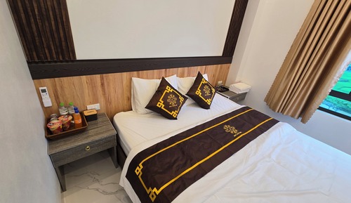 Superior Room, 1 Queen Bed, Mountain View
