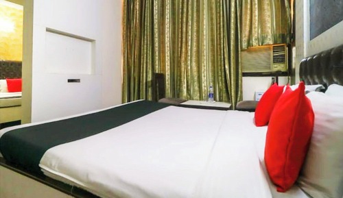 Family Double Room, City View