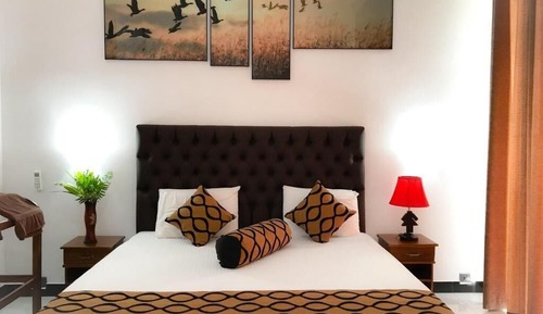 Deluxe Double Room, Balcony, Garden View