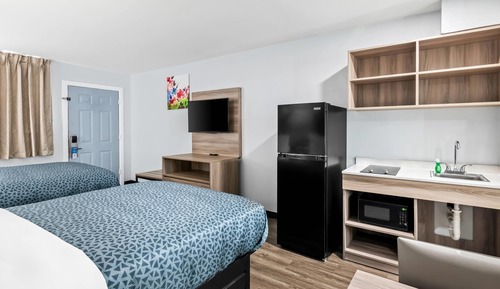 Standard Double Room, 2 Double Beds, Non Smoking (Efficiency)