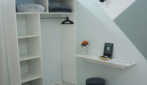 Basic Room, 1 King Bed, Private Bathroom