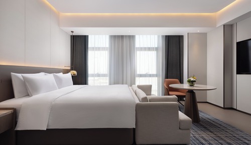 Basic Single Room, Hill View
