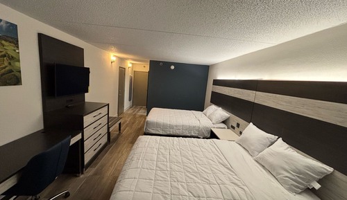 Room, 2 Queen Beds, Non Smoking
