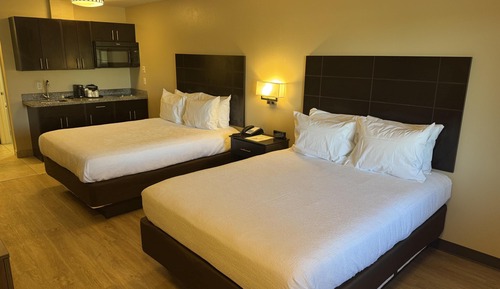 Standard Room, 2 Queen Beds, Accessible, Kitchenette