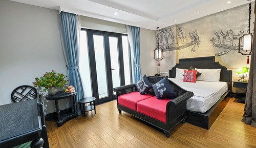Royal Suite, Large Balcony City View