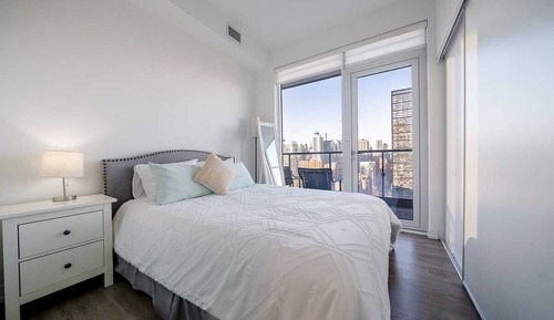 Honeymoon Apartment