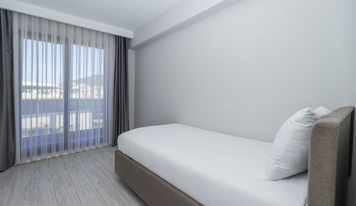 Deluxe Apartment, 3 Bedrooms, Kitchen, City View