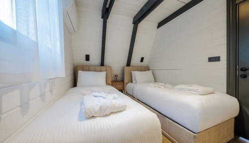 Superior Bungalow, Mountain View