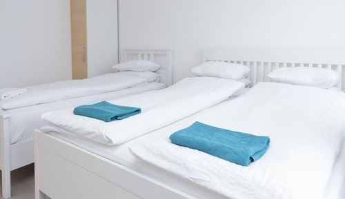 Basic Twin Room, Canal View