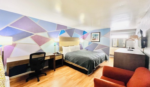Standard Room, 1 King Bed, Non Smoking