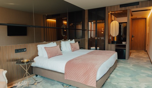 Signature Superior Room, Garden View