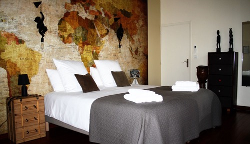 Basic Triple Room, Ensuite, Garden View (Voyage)