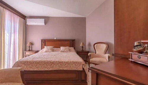 Comfort Apartment, Balcony, City View