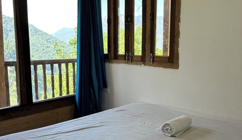 Deluxe Double or Twin Room, 1 Double Bed, Mountain View