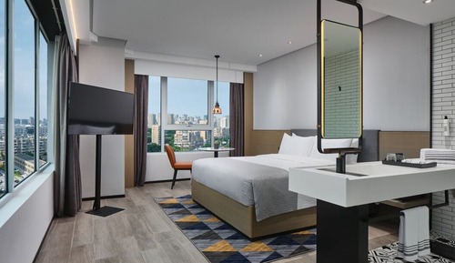 Superior Single Room, City View