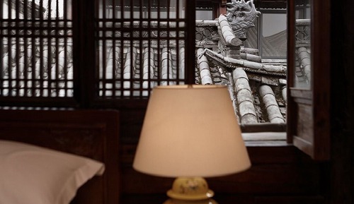 Comfort Suite, Courtyard View