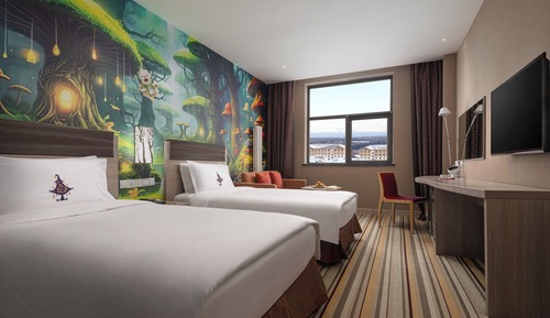 Signature Twin Room
