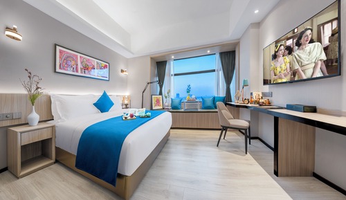 Superior Double Room, City View