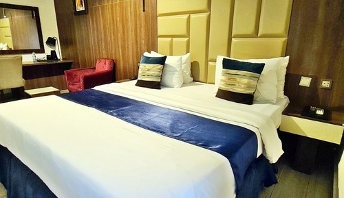 Superior Single Room, Non Smoking, Private Bathroom