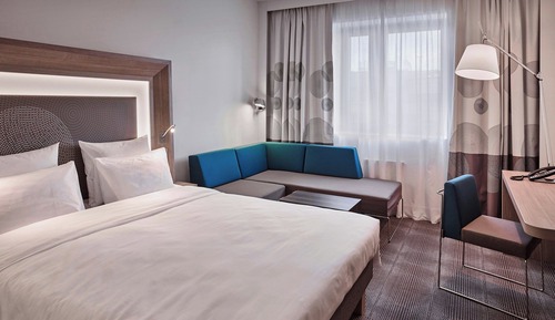 Standard Room, 1 King Bed