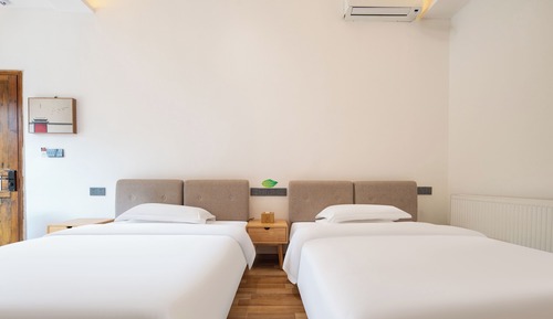 Superior Twin Room, Courtyard View