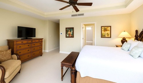 Condo (2 Bedrooms)