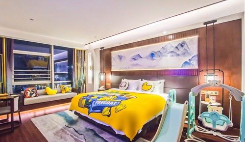 Family Suite, City View