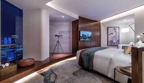 Superior Double Room, City View