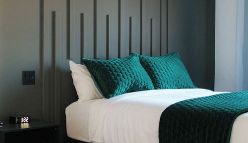 Ground Floor Queen Room