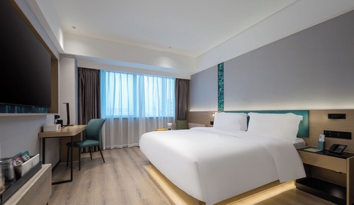 Basic Single Room, City View