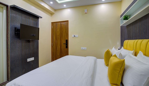 Standard Double Room, City View