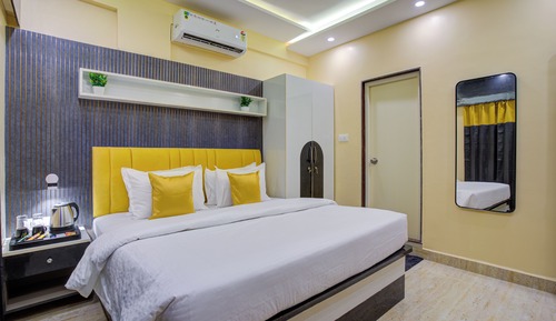 Superior Double Room, City View