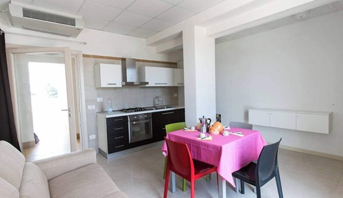 Comfort Suite, Kitchen, Garden View