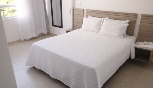 Deluxe Double Room, Partial Lake View