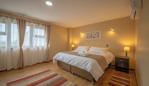 Junior Room, Mountain View