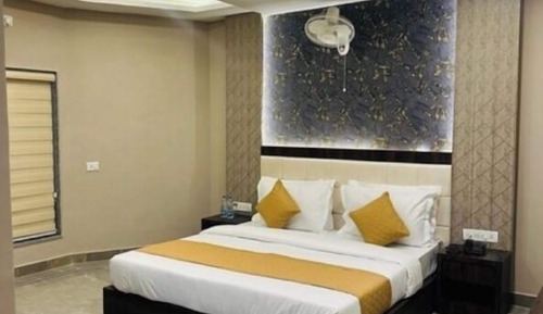 Deluxe Double Room, City View