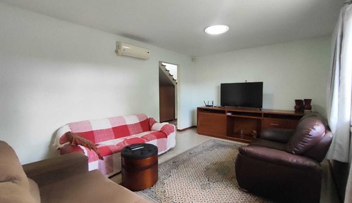 Comfort Room, Canal View
