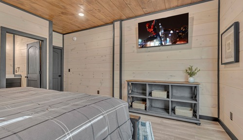 Luxury Cabin, 5 Bedrooms, Private Pool, Mountain View