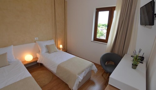 Twin Room, Balcony, Partial Sea View